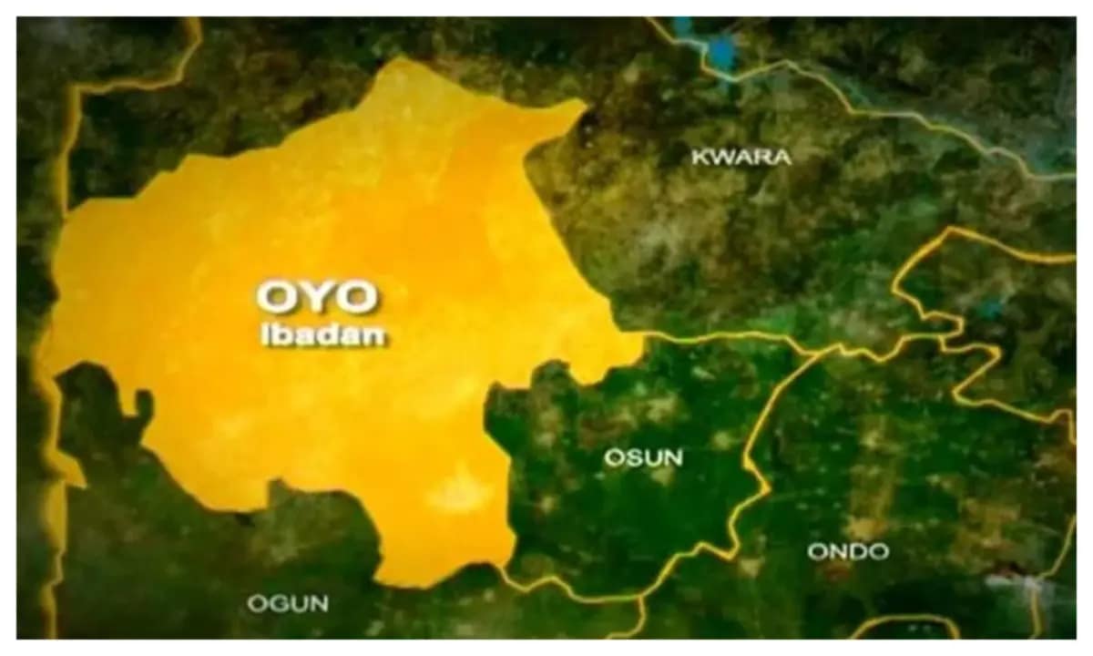 Oyo fire agency recovers three bodies, rescues five as bus falls into river 