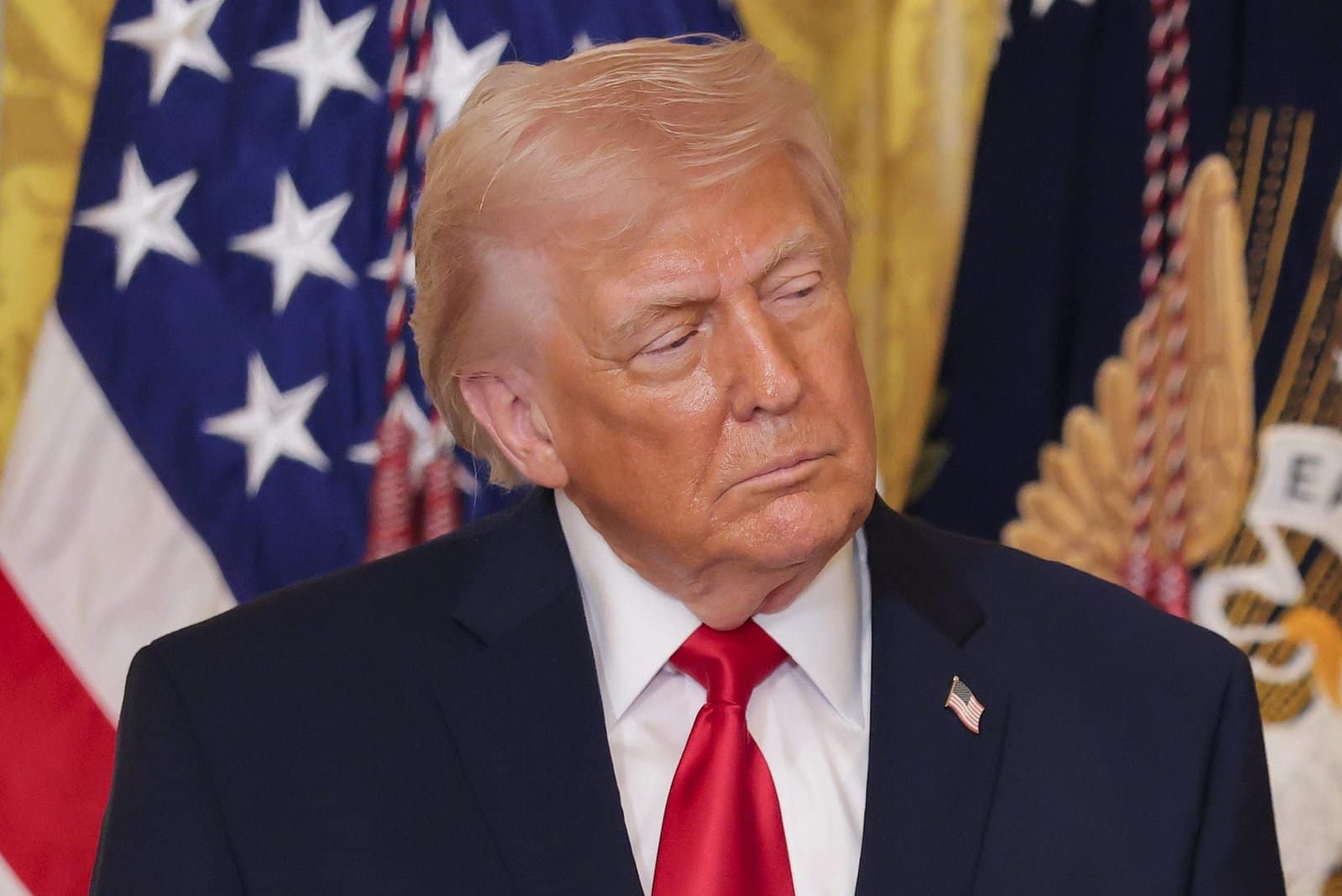 The energy crisis isn’t recessionary yet, but there’s a scenario where oil prices could bring the US economy to a ‘standstill,’ Oxford Economics says 